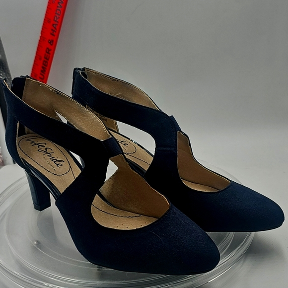 Life Stride Shoes - K Life Stride Women's Navy Blue Heels Sz 5m